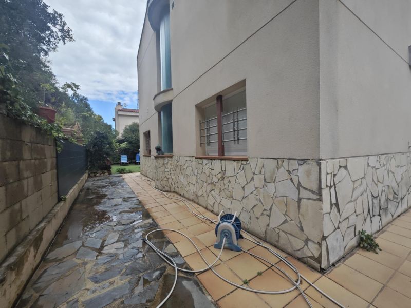 Продается вилла 192 м² с бассейном в Видререс