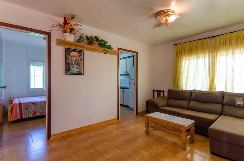 Просторная вилла с 7 спальнями и туристической лицензией недалеко от пляжа