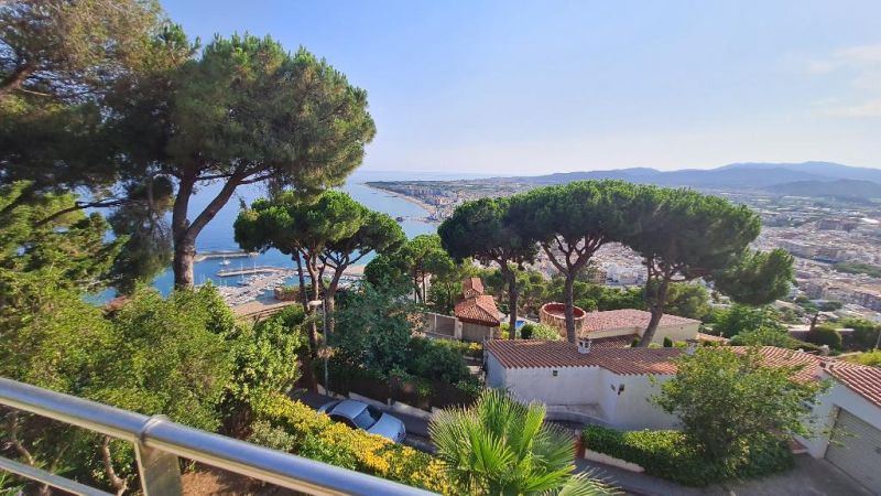 Ref.5413 - Casa Unifamiliar of Purchase in Blanes