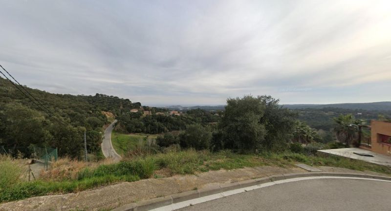 Участок 500 м² с видом на море в Los Pinares, Lloret de Mar