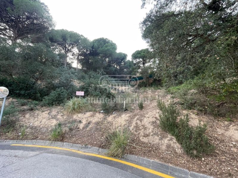 Продается участок 770 м² в Льорет-де-Мар