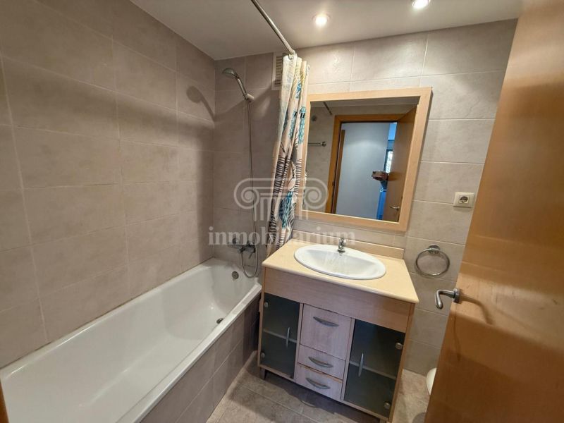 Продается 2к квартира 68 м² в 5 минутах от пляжа Фенальс, Льорет-де-Мар