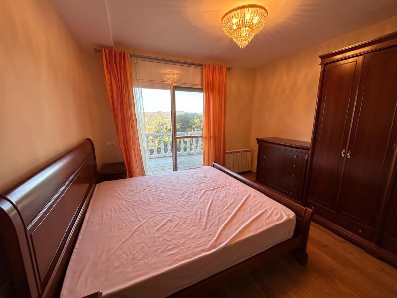 Просторный дом с великолепным видом на горы