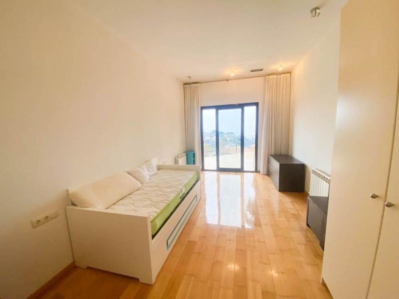 Элегантная вилла с видом на море.