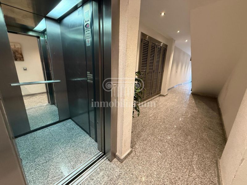 Продается 1к квартира 49 м² в Бланес