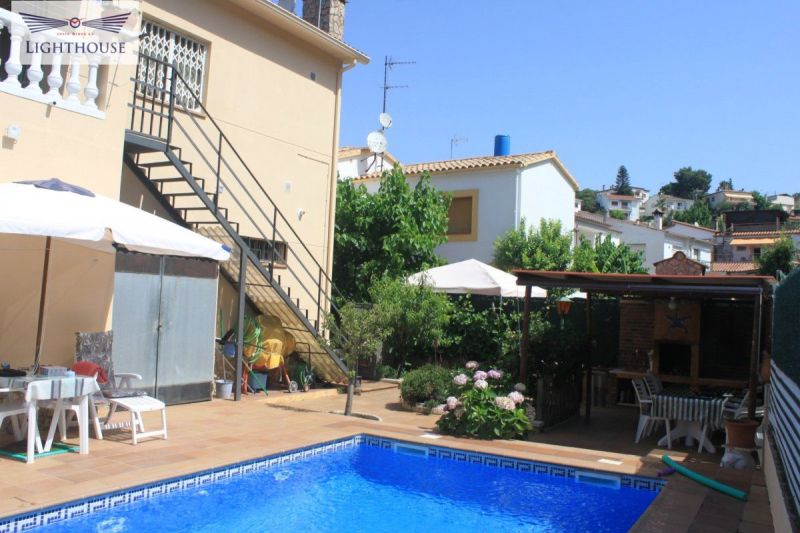 Вилла 300 м² в Mas Romeu, Lloret de Mar