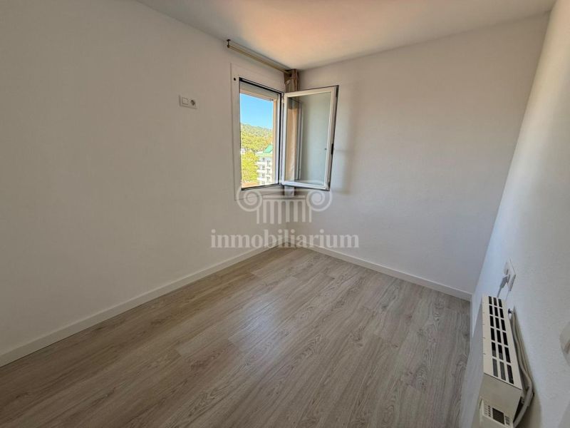 Продается 4к дом 425 м² в Сан-Фелиу-де-Гишольс