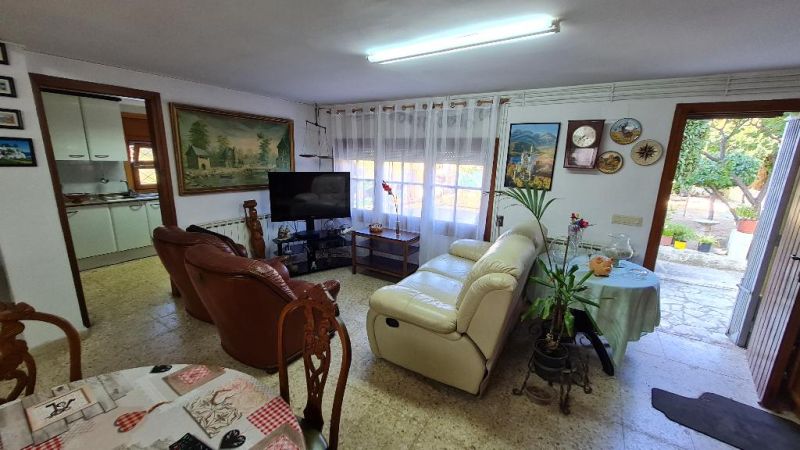 Продается дом 220 м² на 2 этажа в урбанизации Roca Grossa, Льорет-де-Мар