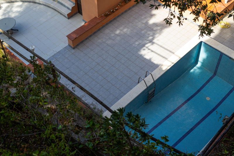 Продается вилла 420 м² с потрясающим видом на море, участок 902 м² в Льорет-де-Мар