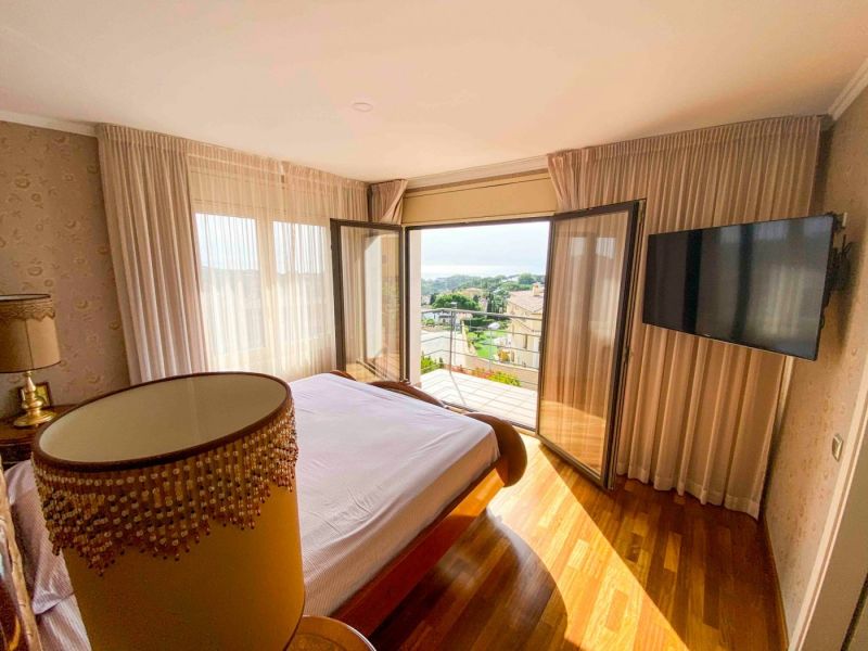 Уютный дом с видом на море.