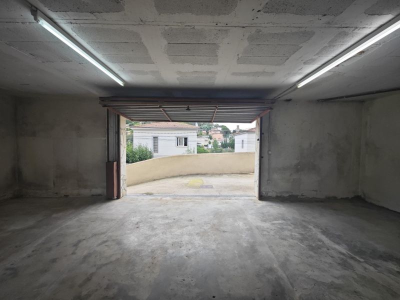 Продается вилла 192 м² с бассейном в Видререс