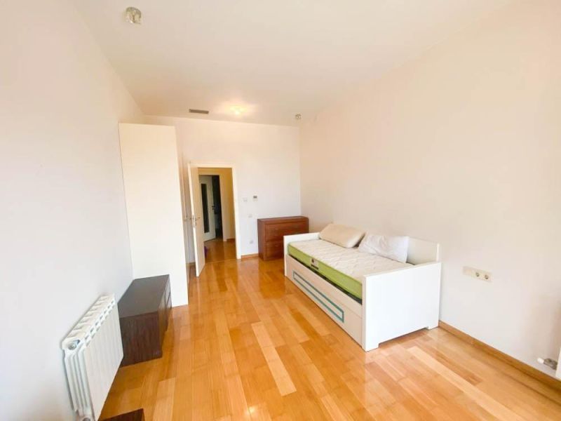 Элегантная вилла с видом на море.