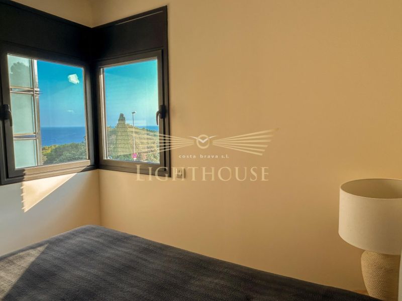 Эксклюзивный Пентхаус в Районе Фенальс с Частным Соларием и Видом на Море