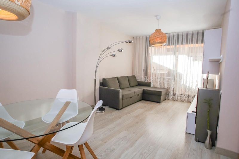 Эксклюзивные апартаменты с 2 спальнями в районе Санта-Клотильдa, всего в нескольких метрах от пляжа