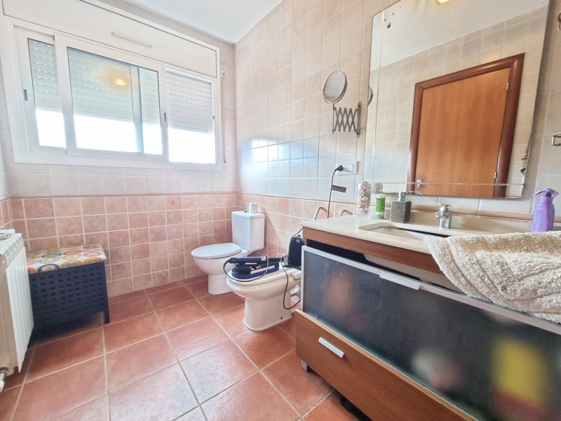 Продается вилла 192 м² с бассейном в Видререс