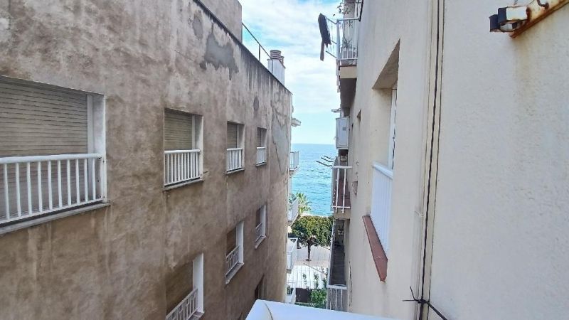 Продается квартира 94 м² возле пляжа, центр Бланеса