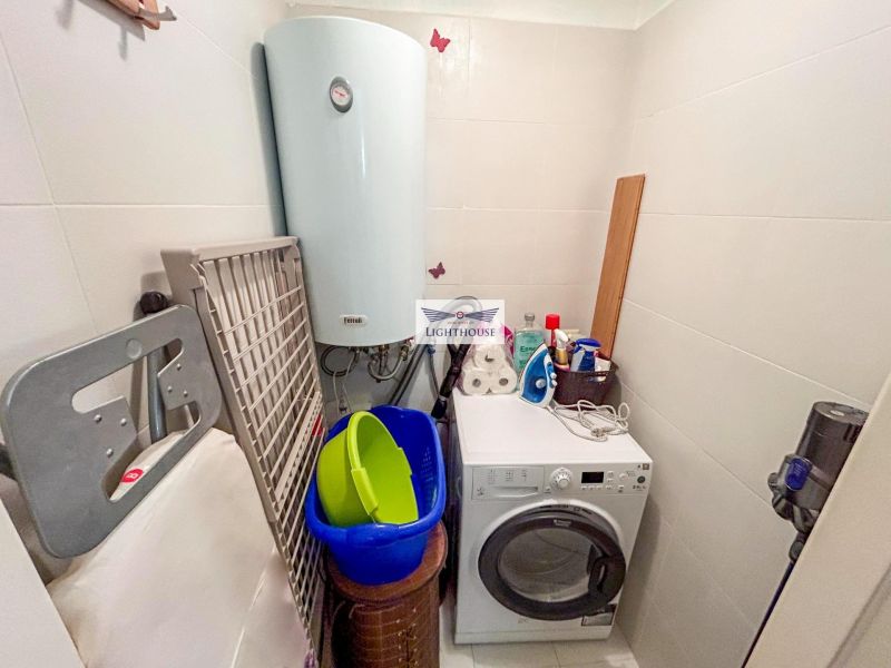 Апартаменты на нижнем этаже в престижном комплексе.