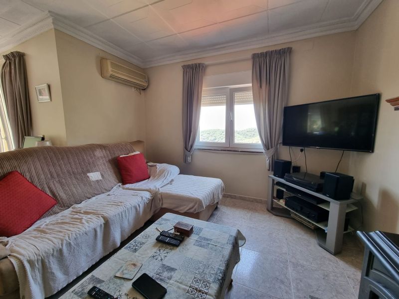 Продается вилла 286 м², участок 900 м² с видом на море и горы в Льорет-де-Мар