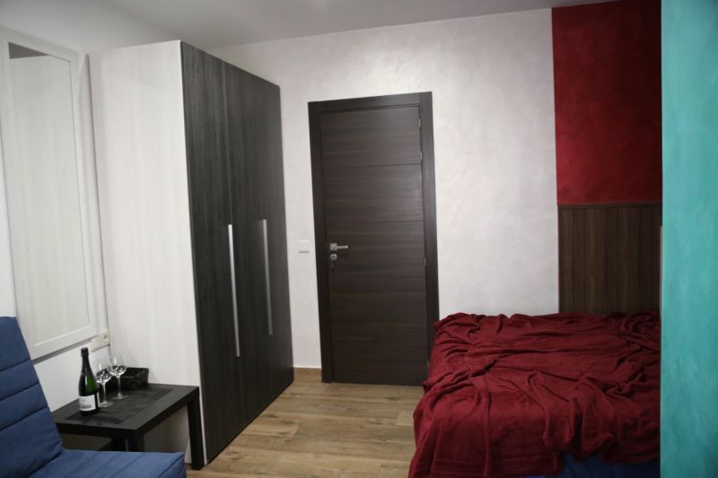 Готовый бизнес. Дом в центре г. Бланес с туристической лицензией!