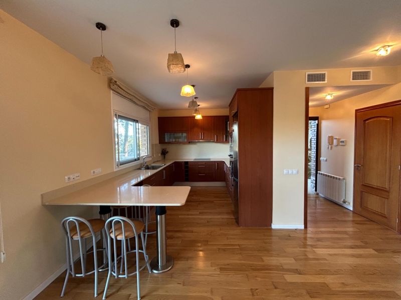 Просторный дом с великолепным видом на горы