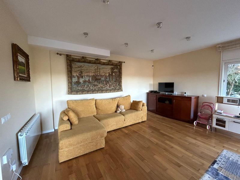 Просторный дом с великолепным видом на горы