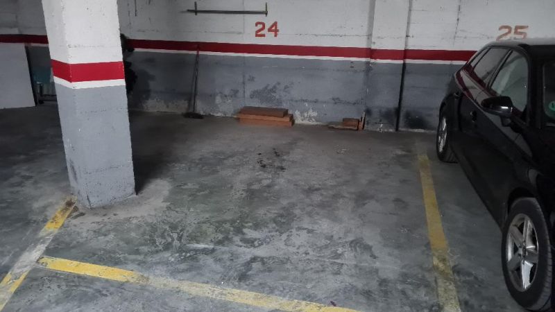 Продается парковка 20 м² в Бланес