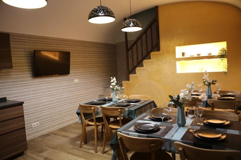 Готовый бизнес. Дом в центре г. Бланес с туристической лицензией!