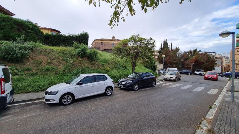 Продается участок 600 м² в районе Mas Tarrats, Бланес