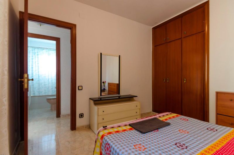 Просторная вилла с 7 спальнями и туристической лицензией недалеко от пляжа