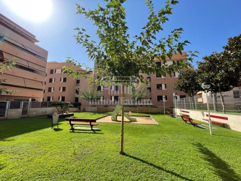 Продается невероятная квартира в эксклюзивном районе Санта-Клотильда с террасой 34 м² в Льорет-де-Мар, Феналс