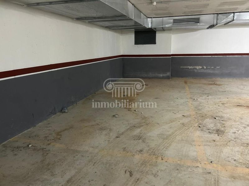 Продается парковка 17 м² в Льорет-де-Мар