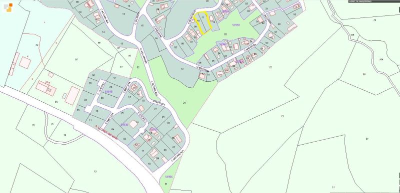 Продается два участка 981 м² под застройку в Los Pinares, Льорет-де-Мар