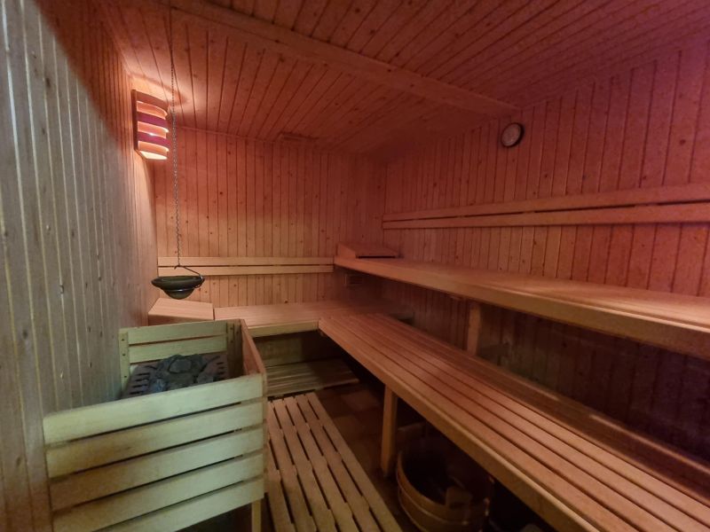 Продается 5к дом 455 м², участок 966 м² в Бланес