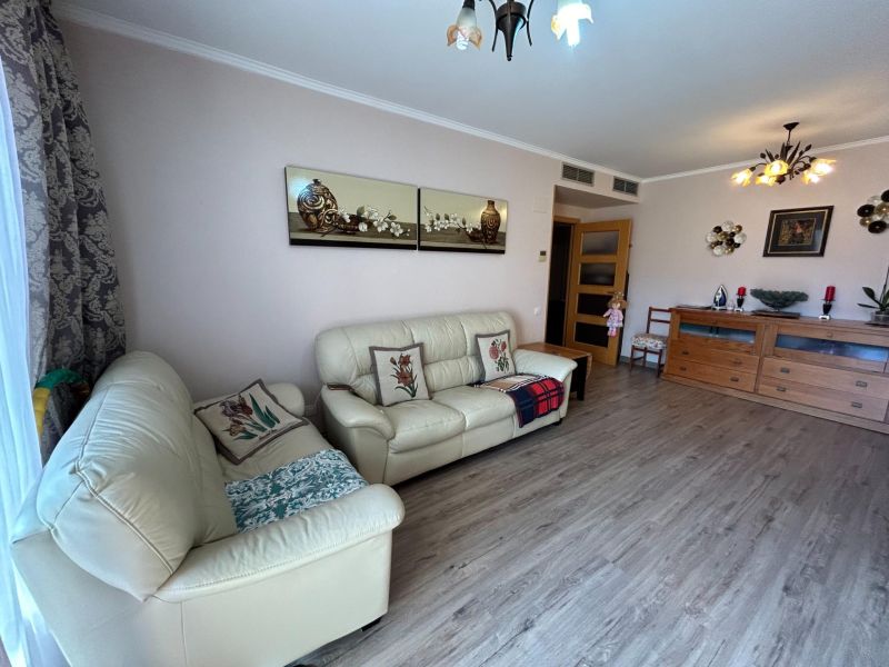 Солнечная квартира в районе Фенальс