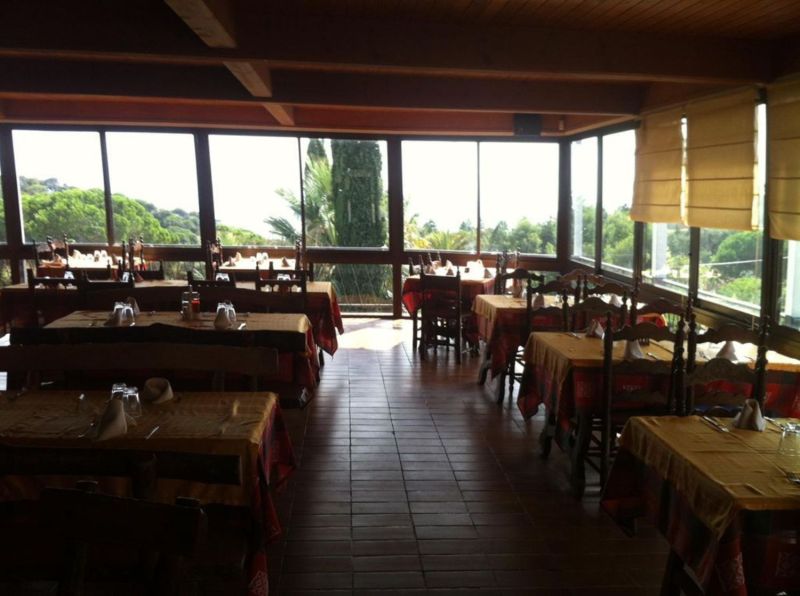 Продается действующий ресторан 916 м² с видом на море в Льорет-де-Мар