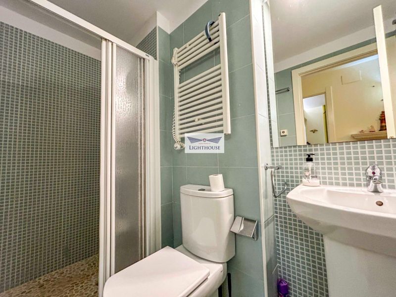 Апартаменты на нижнем этаже в престижном комплексе.