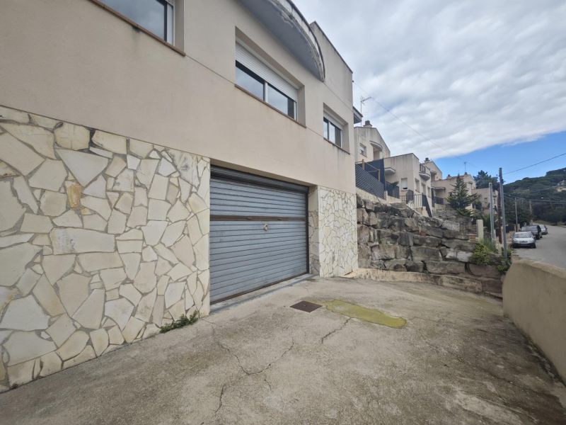 Продается вилла 192 м² с бассейном в Видререс