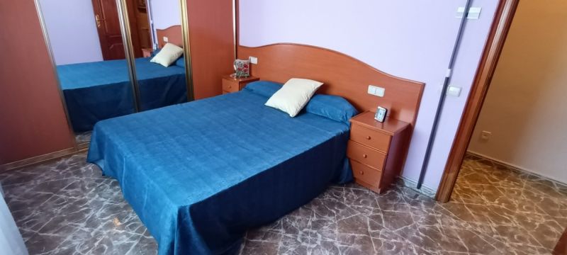 Продажа четырехкомнатных апартаментов с турристической лицензией в 200 метрах от пляжа.