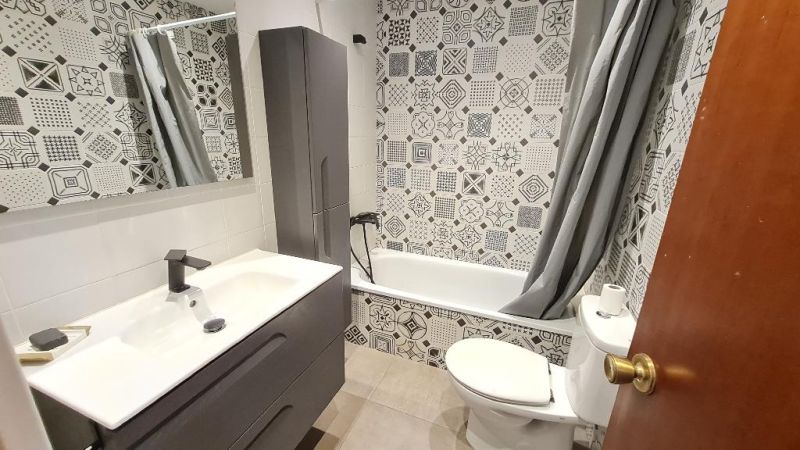 Продается 4к квартира 93 м² в Бланес