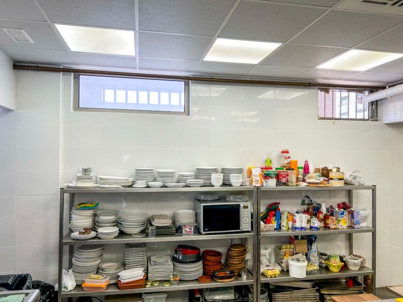 Уютный ресторан, расположенный в престижном районе города.