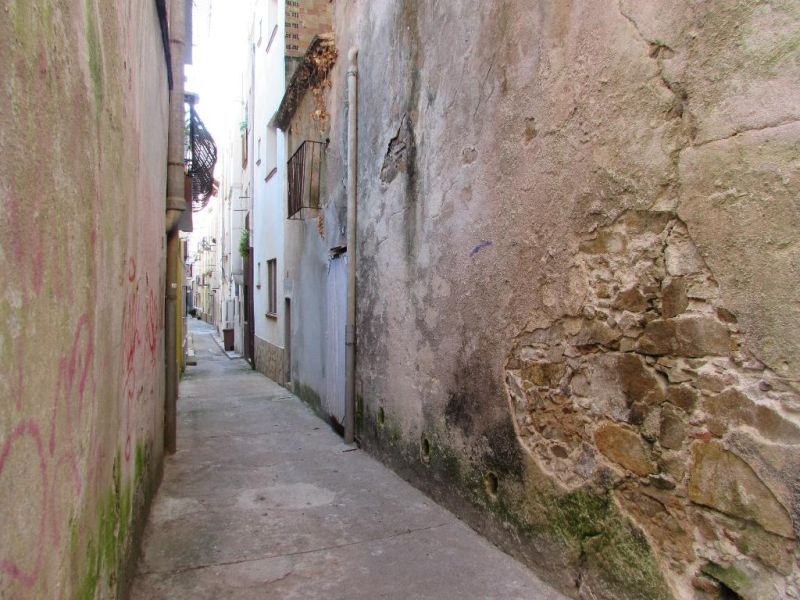 Продается участок 30 м² под застройку в центре Бланеса