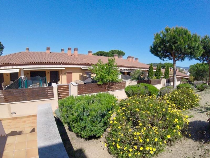 Прекрасный таунхаус в 100 метрах от пляжа.