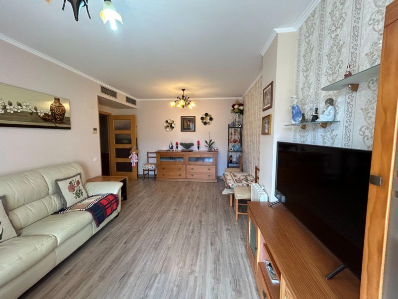 Солнечная квартира в районе Фенальс