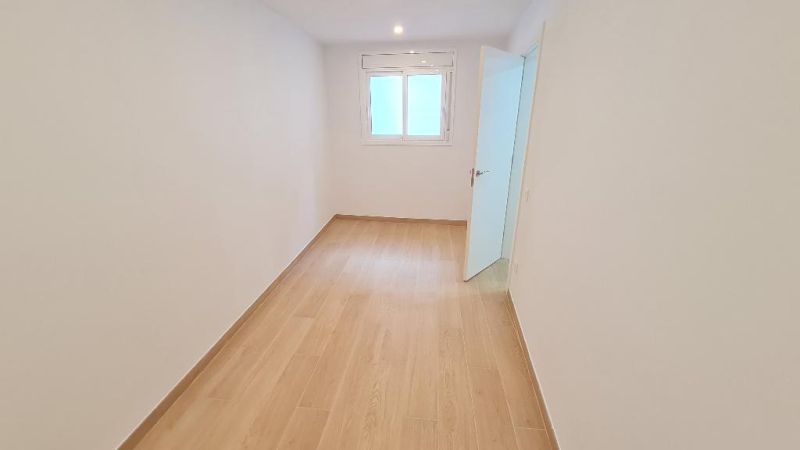 Продается дом 90 м², участок 192 м² в Бланес