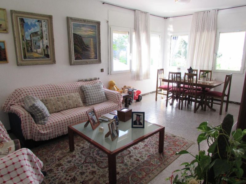 Продается большая вилла 433 м² в районе Sant Joan с видом на море, Blanes