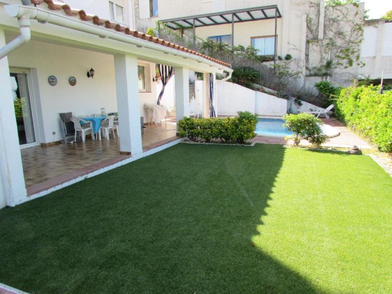 Продается большая вилла 433 м² в районе Sant Joan с видом на море, Blanes