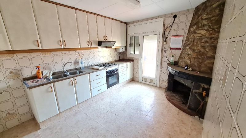 Продается таунхаус 332 м² в Бланес