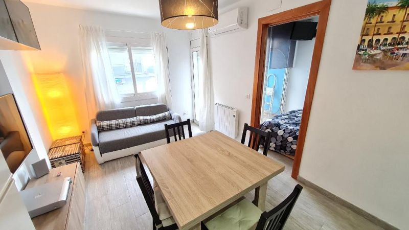 Продается квартира 36 м² в двух шагах от пляжа, Бланес