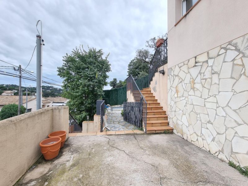 Продается вилла 192 м² с бассейном в Видререс