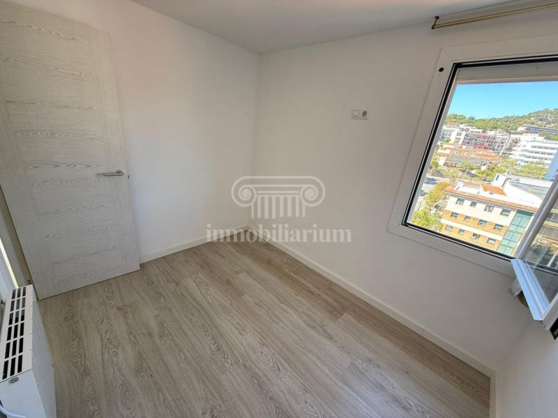 Продается 4к дом 425 м² в Сан-Фелиу-де-Гишольс